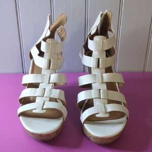 Chic White Strappy Wedge Sandals